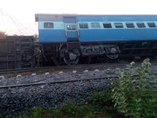 Forty injured in Mangalore Express derailment